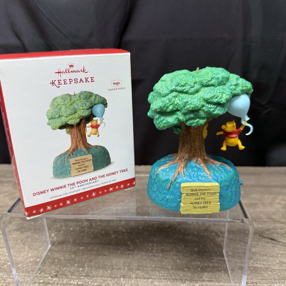 Signed Hallmark Disney Winnie Pooh Honey Tree Ornament 2016 QXD6041 NIB